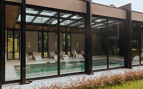 La Urumpta Hotel, AKEN MIND